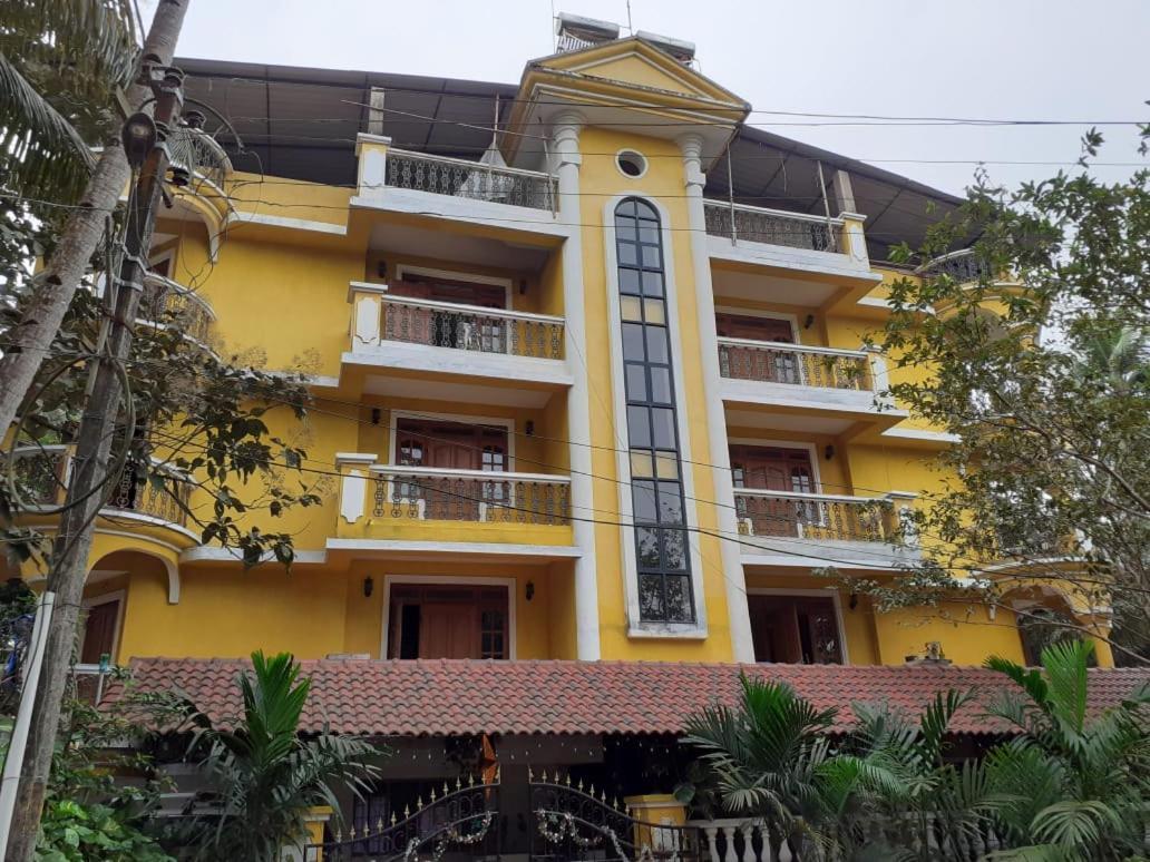 Antonio'S Residency Goa Hotell Betalbatim Exteriör bild